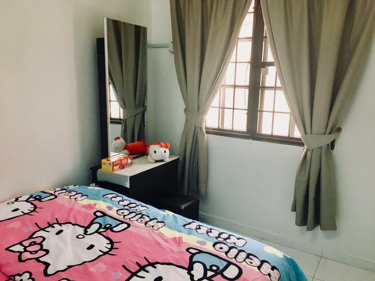 Bukit Katil Indah Homestay Malacca Exterior foto